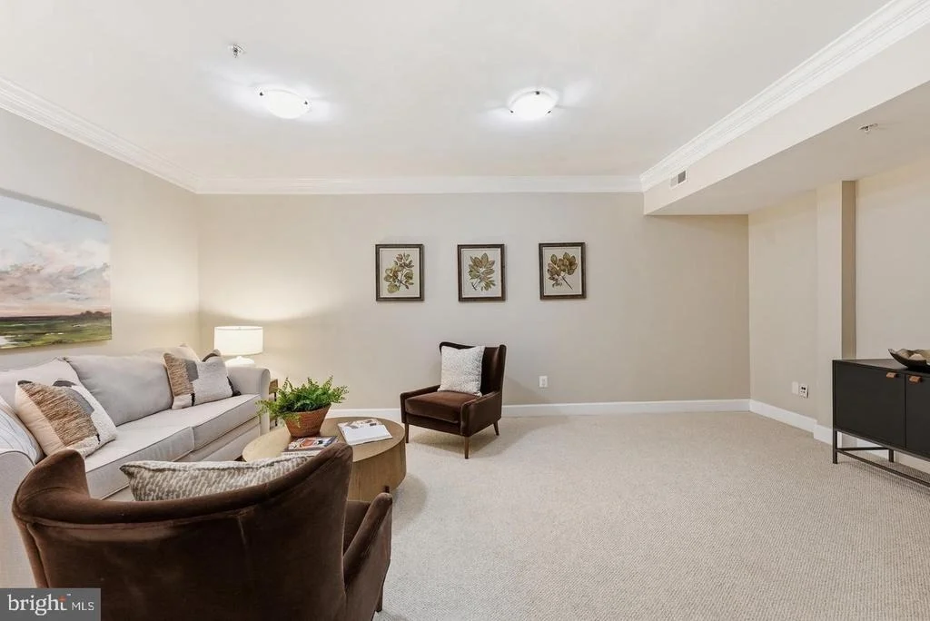 Photo of 4462 MACARTHUR BOULEVARD NW