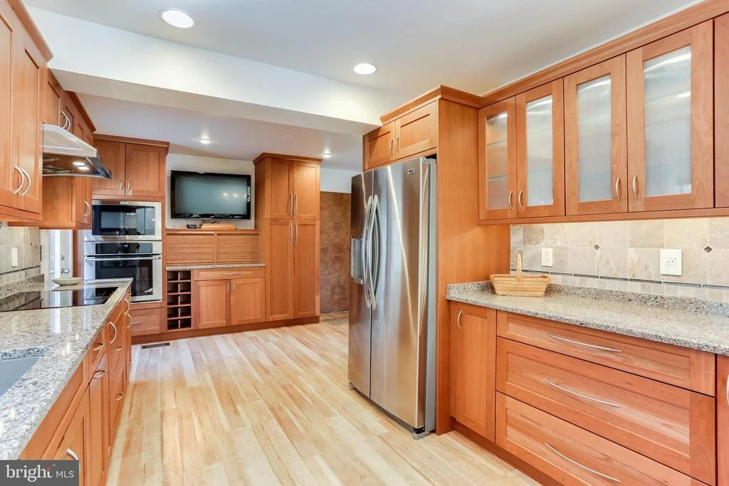 Photo of 6148 LLANFAIR DRIVE