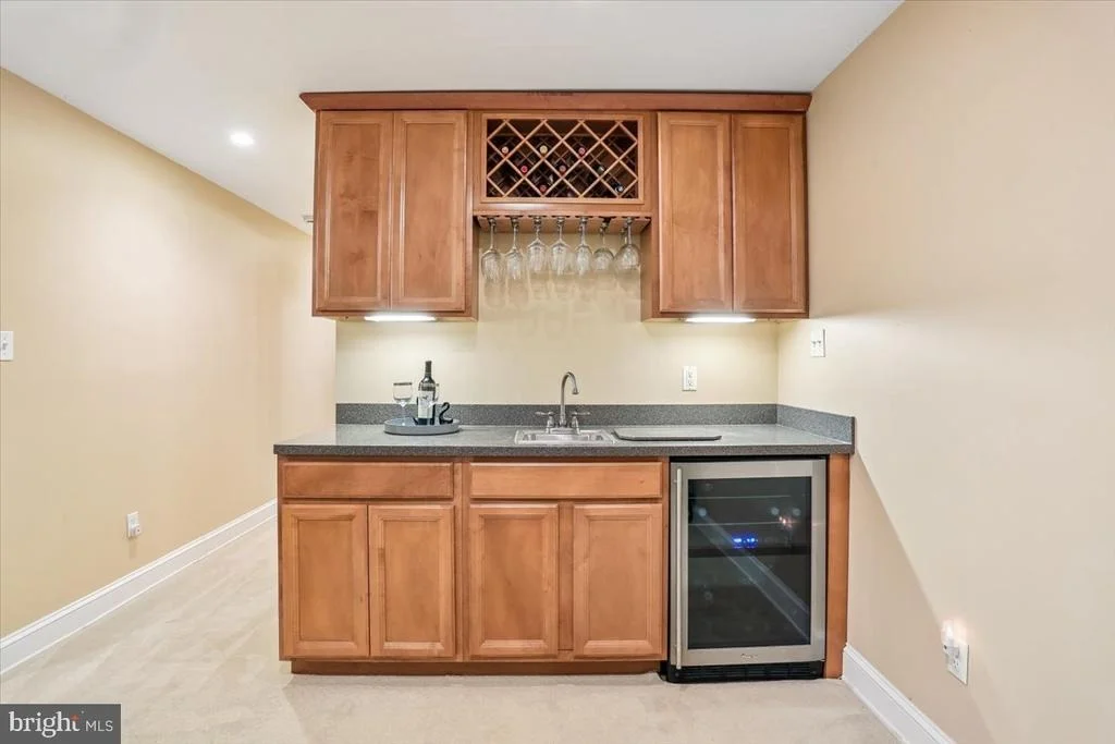 Photo of 899 LINGANORE DRIVE