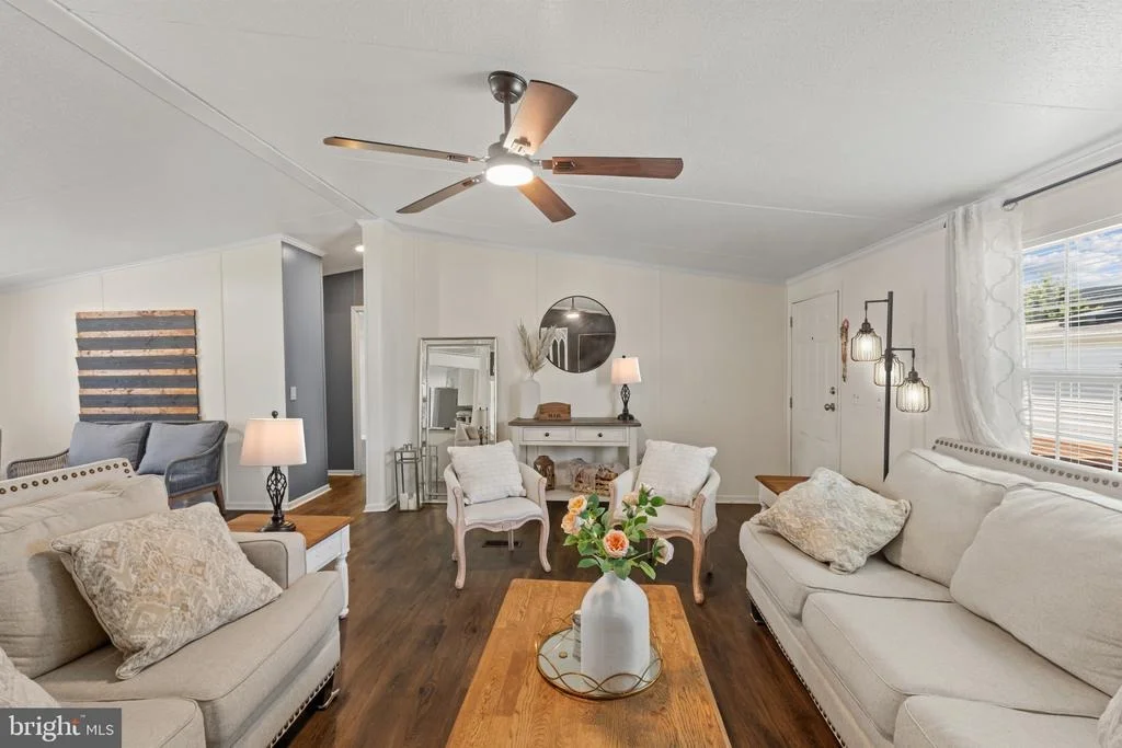 Photo of 43 MIDWAY AVENUE