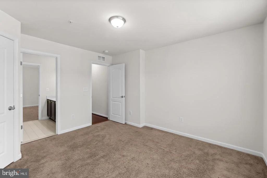 Photo of 9613 MANOR OAKS VIEW