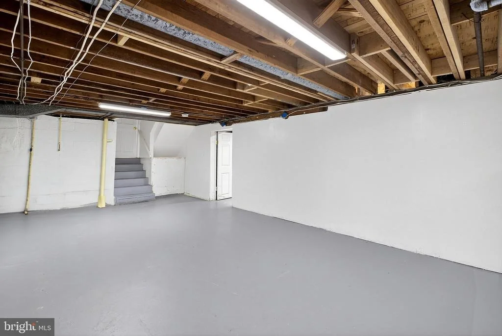 Photo of 12 COLGATE DRIVE
