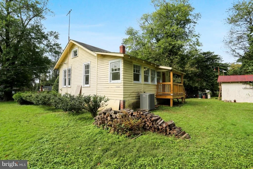 Photo of 11409 MAPLEVIEW DRIVE