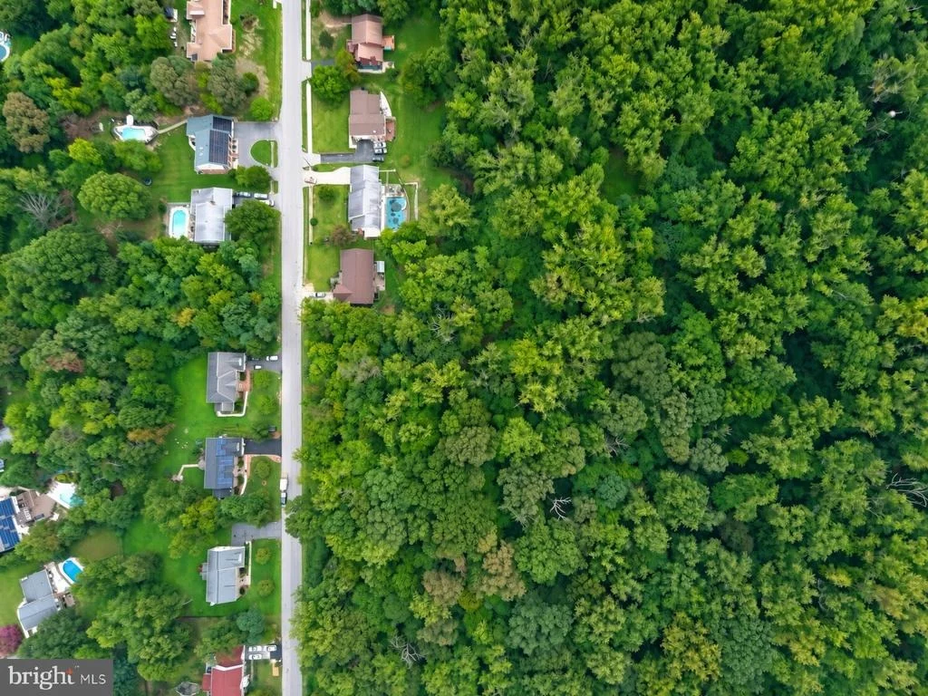 Photo of 618 RIVER BEND ROAD