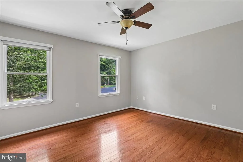 Photo of 8253 HONEYSUCKLE ROAD
