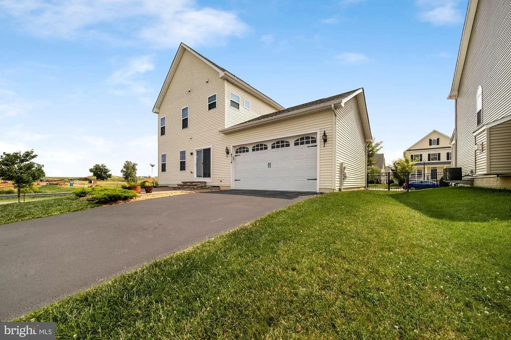 Photo of 4714 PULLER DRIVE