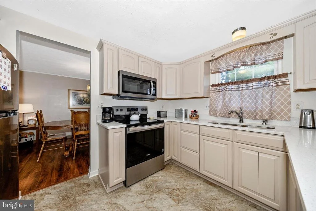 Photo of 1806 ROCKY GLEN DRIVE