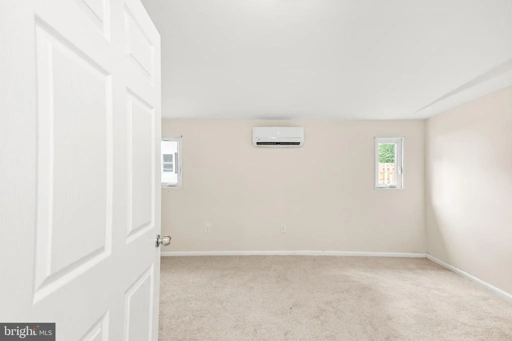 Photo of 18003 DAVIS LANE