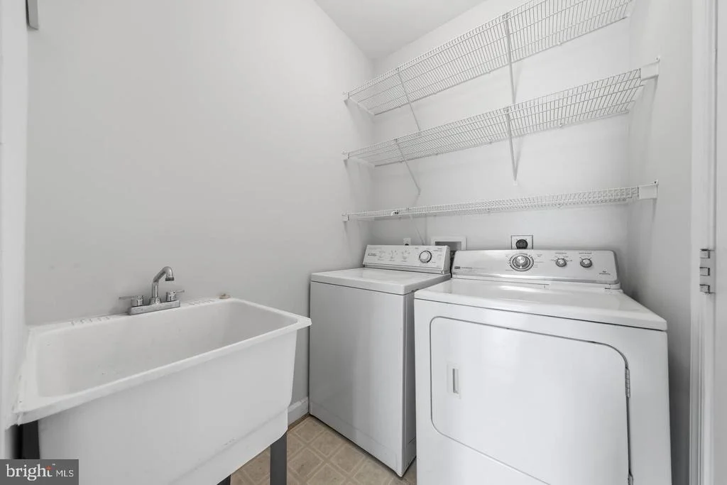 Photo of 6303 IVERSON TERRACE N