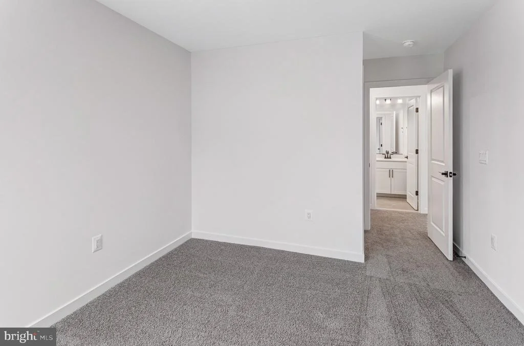Photo of 624 CLOVER LANE
