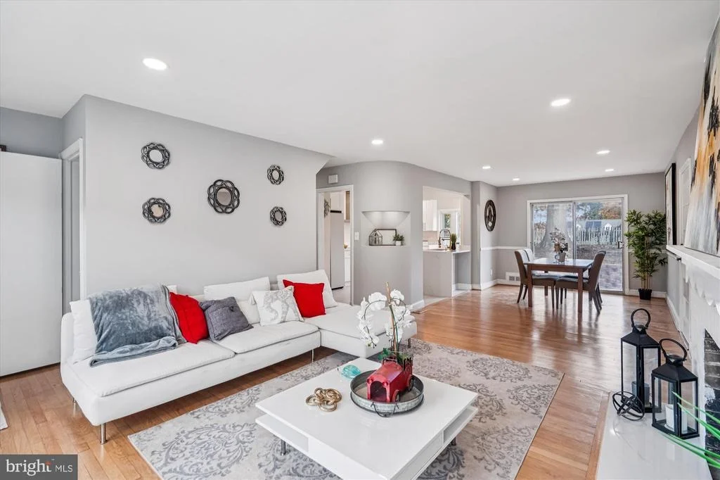 Photo of 7110 RIVERDALE ROAD