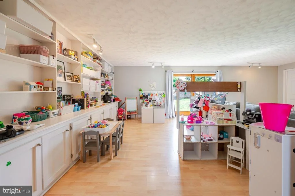 Photo of 4803 APPLE TREE DRIVE