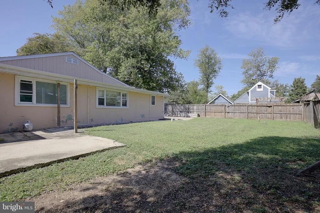 Photo of 1729 SHORE DRIVE