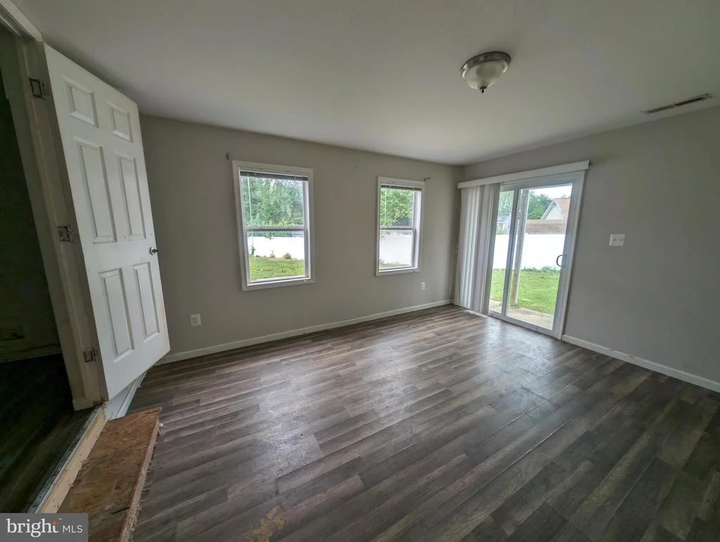 Photo of 503 CATALPA LANE