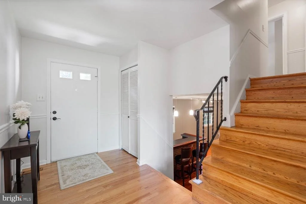 Photo of 9501 WALLINGFORD DRIVE