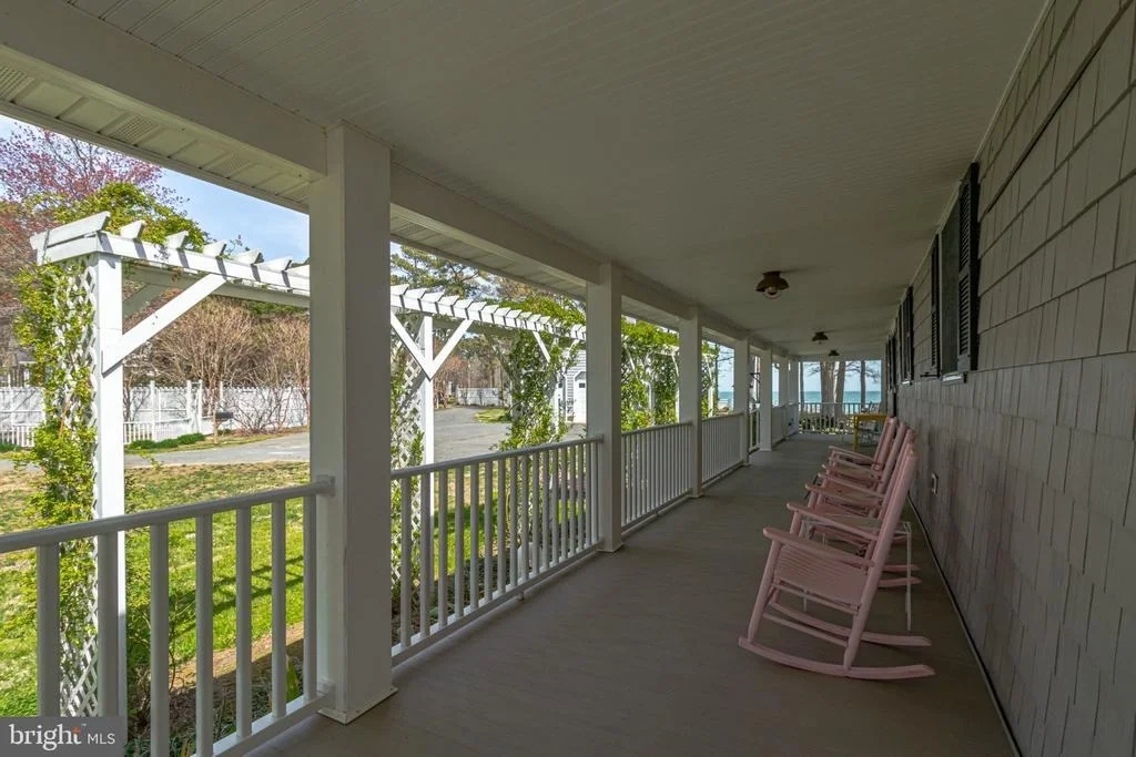 Photo of 672 TASKMAKER LANE