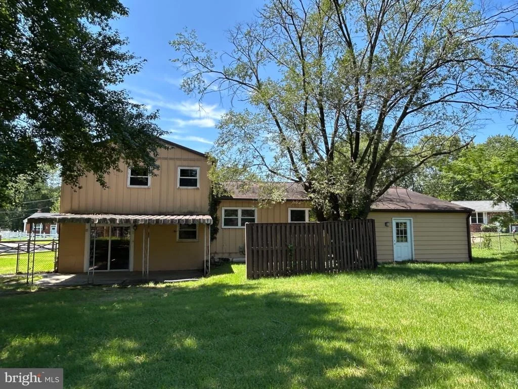 Photo of 9512 SMALL DRIVE