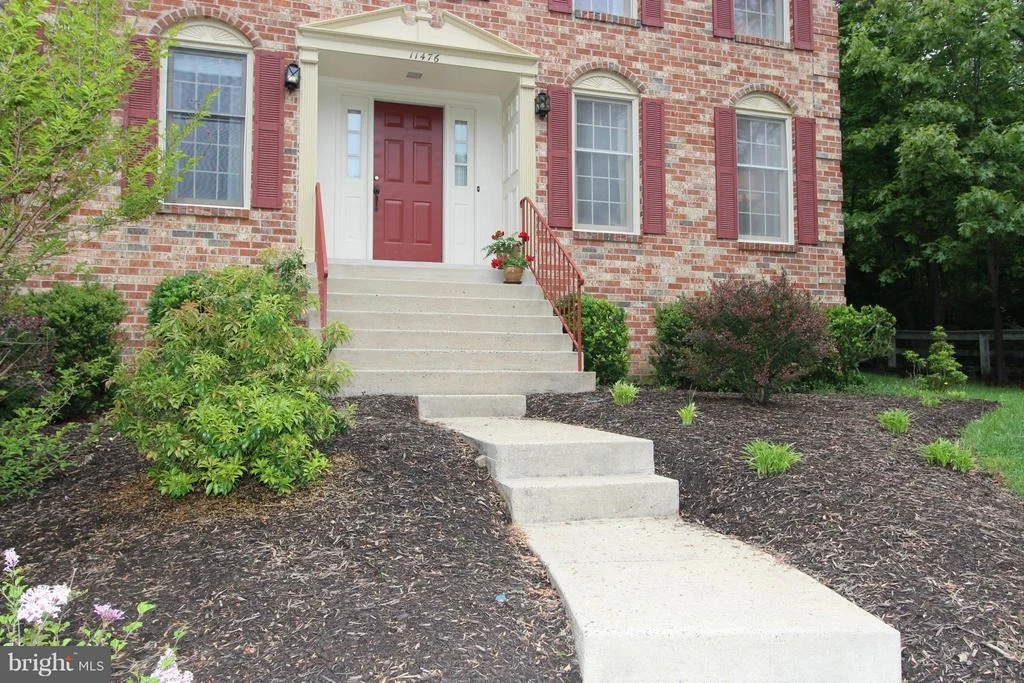 Photo of 11476 BRONZEDALE DRIVE