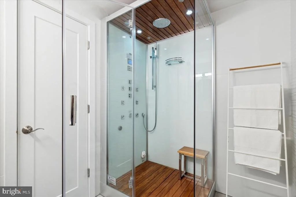 Photo of 2554 BEAR DEN ROAD