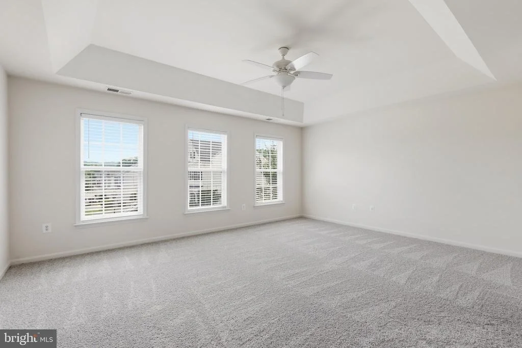 Photo of 17515 MINA LANE