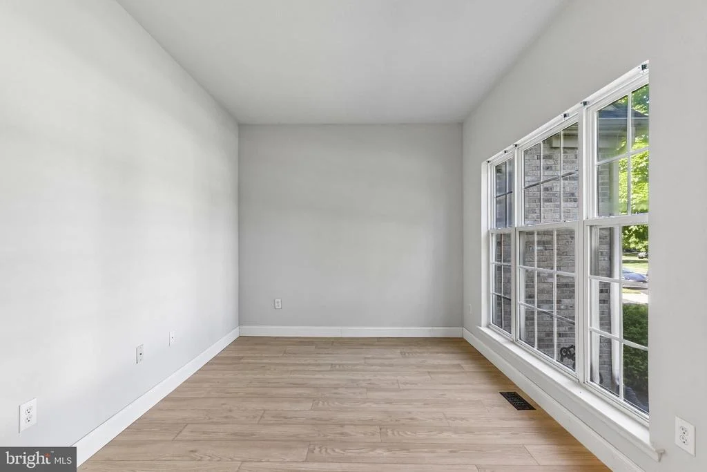 Photo of 7 LONGFELLOW LANE
