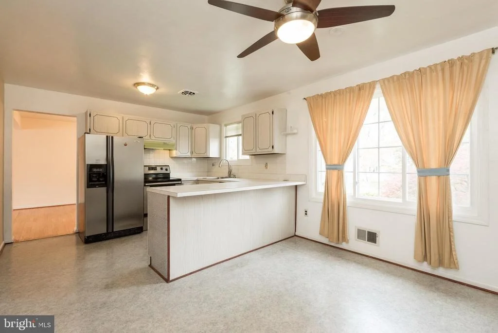 Photo of 129 HEDGEWOOD DRIVE