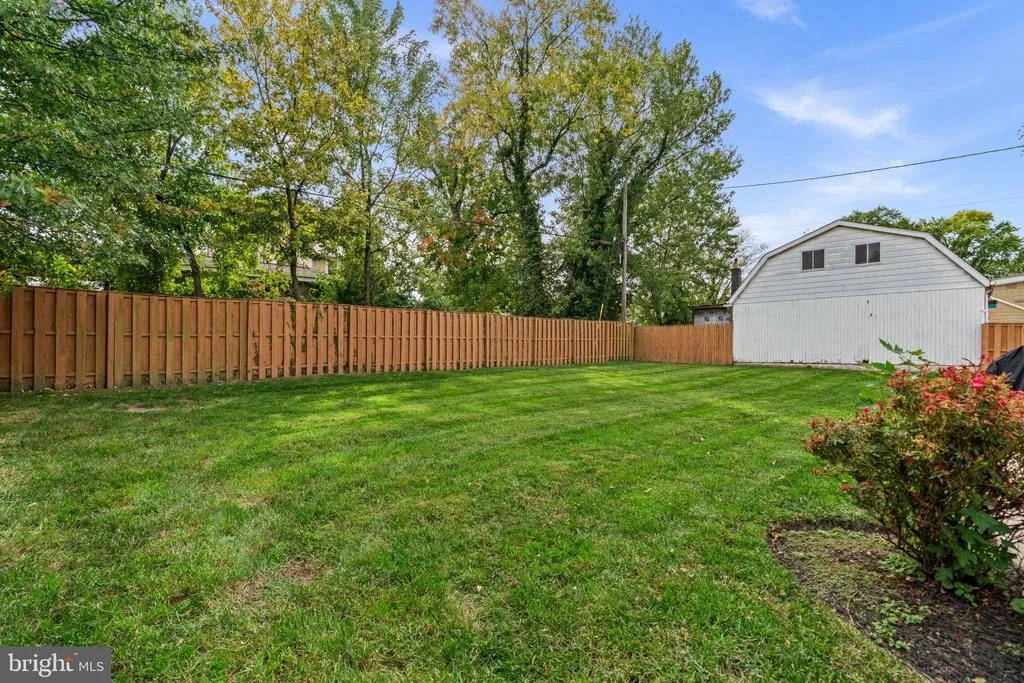 Photo of 211 HAZEL AVENUE