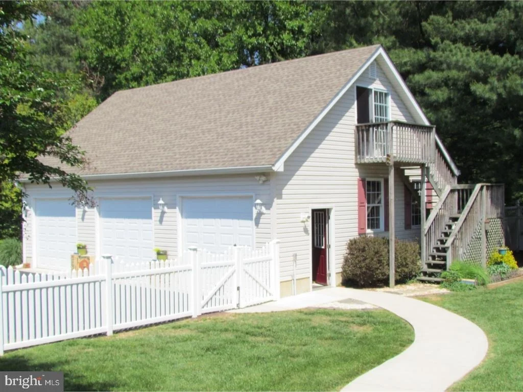 Photo of 120 DERBYWOOD CIRCLE