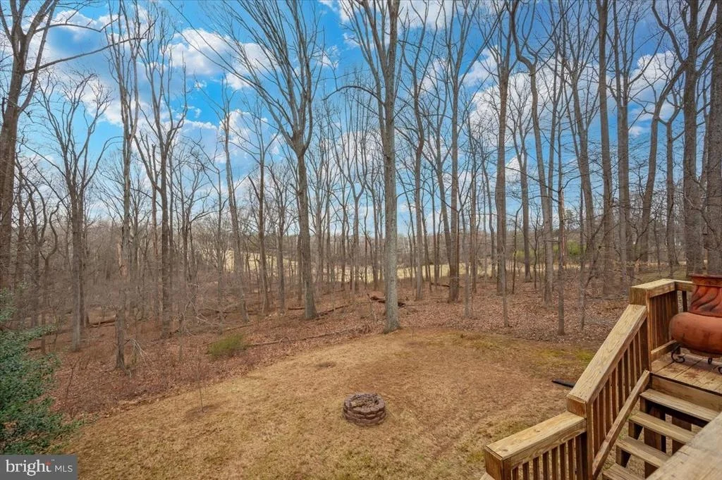 Photo of 10101 LLOYD ROAD