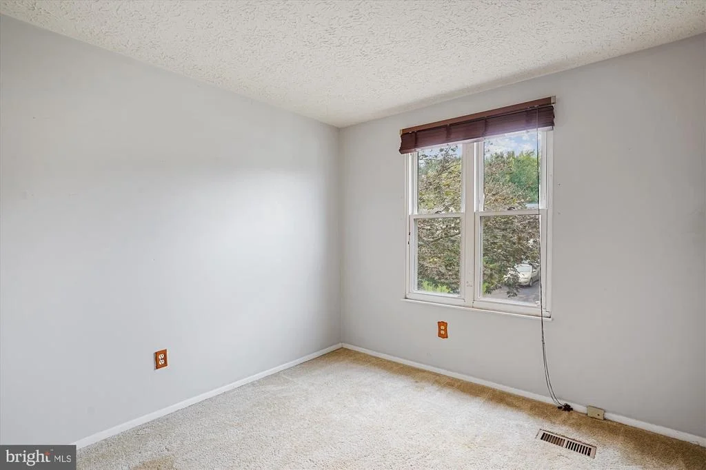 Photo of 19013 PERRONE DRIVE