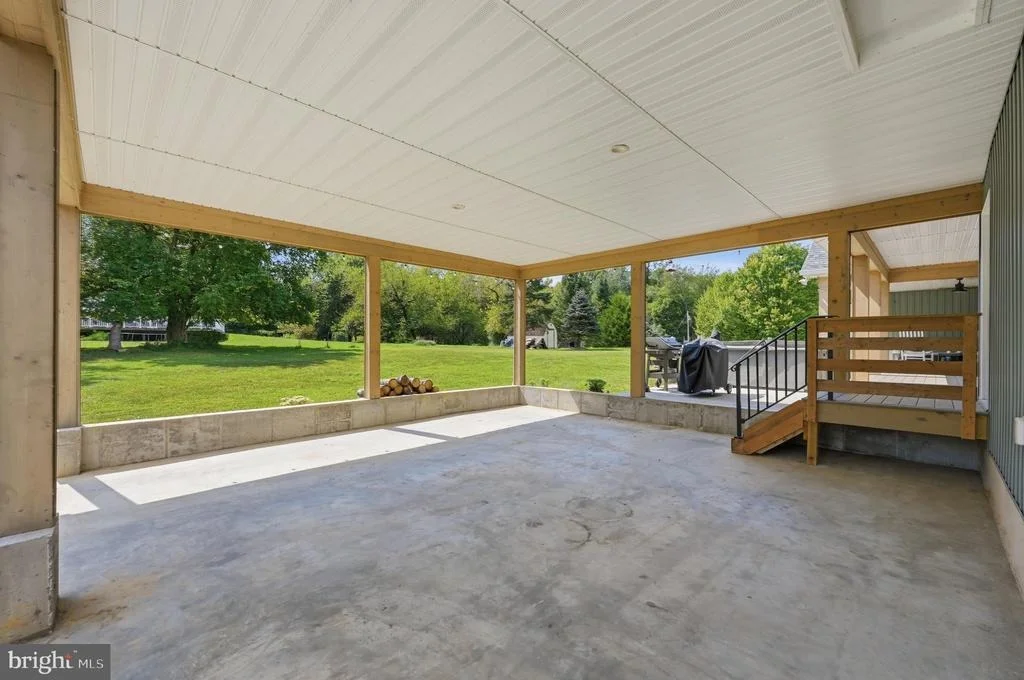 Photo of 295 KING LEAR DRIVE
