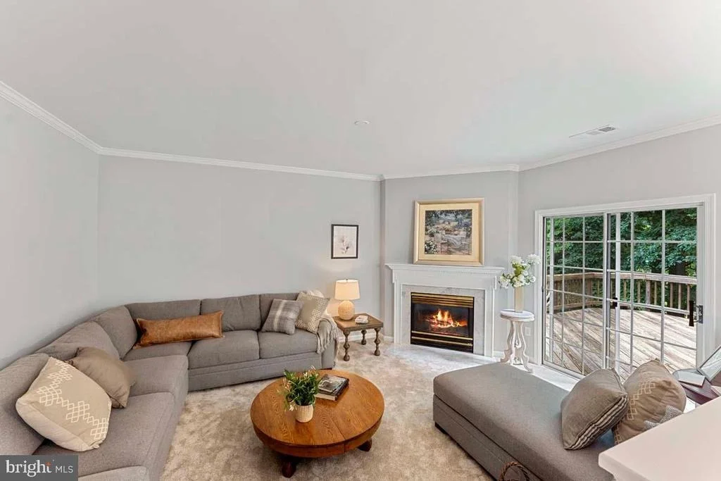 Photo of 15015 HUNTER MOUNTAIN LANE