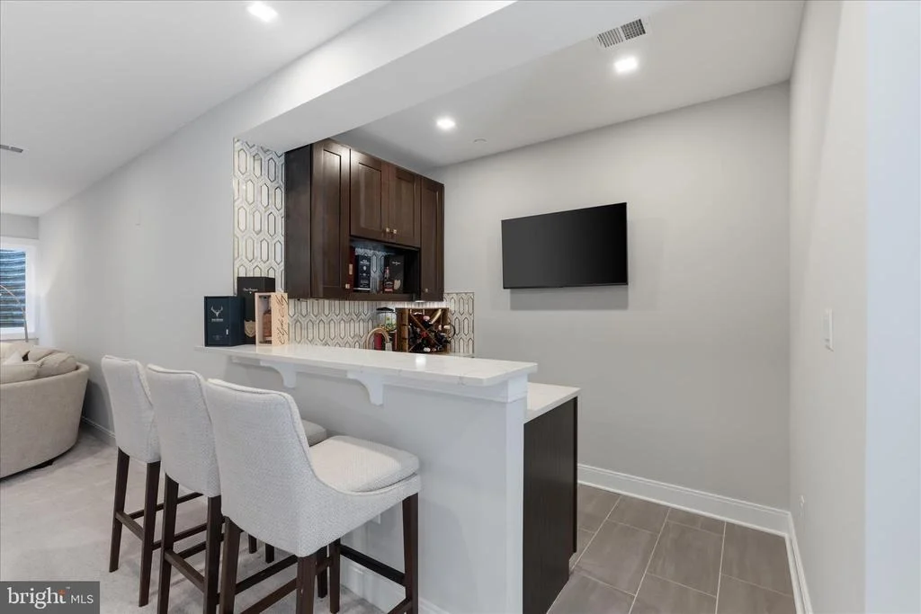 Photo of 3307 CUMMINGS LANE