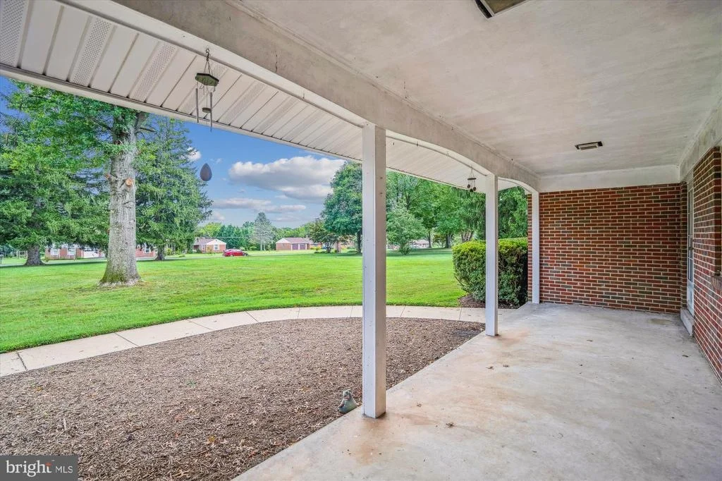 Photo of 16808 NORBROOK DRIVE