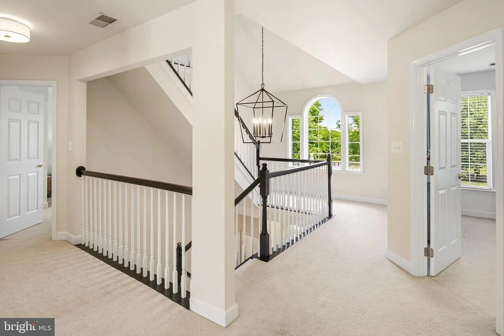 Photo of 6106 CHALLEDON CIRCLE
