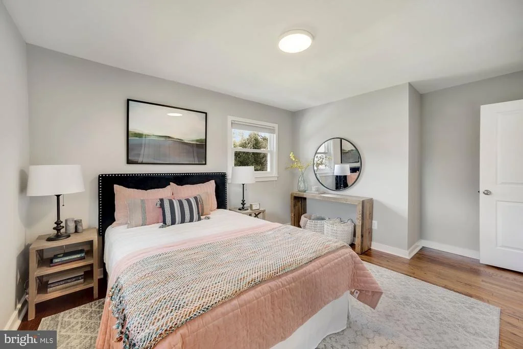 Photo of 11403 NAIRN ROAD