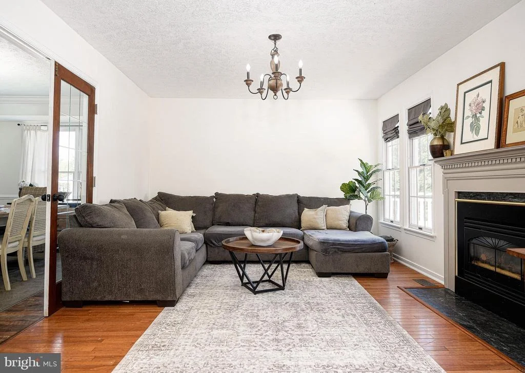 Photo of 1583 BENTLEY CIRCLE