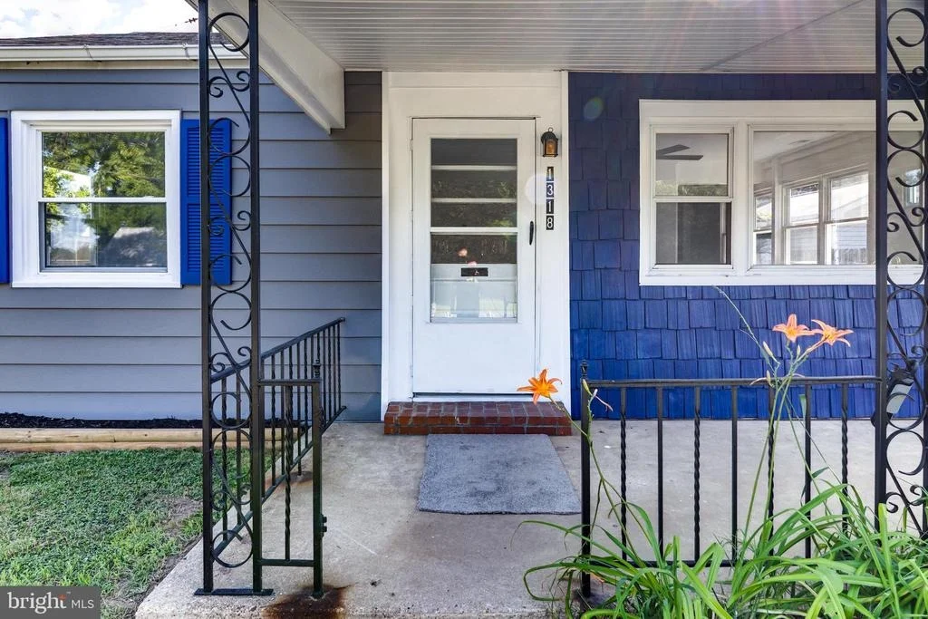 Photo of 1318 WILSON POINT ROAD