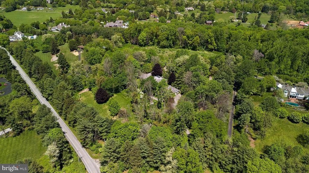 Photo of 2 FARRON DRIVE