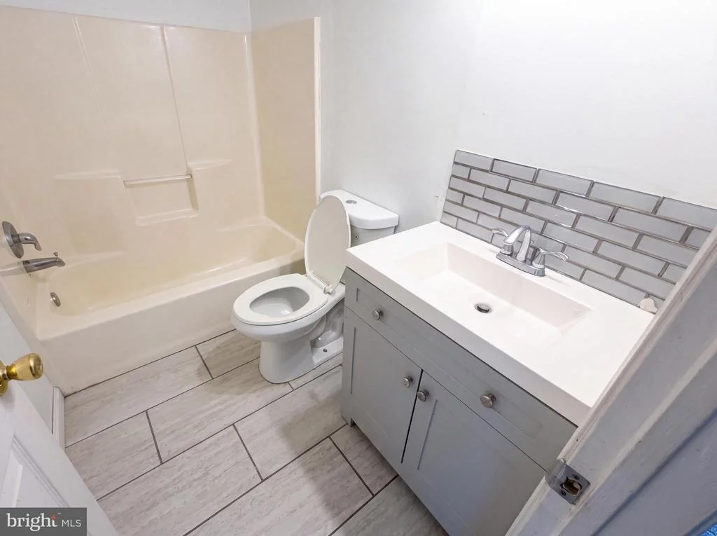 Photo of 32 LEENA LANE