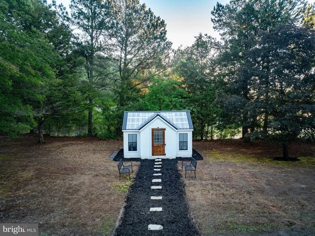 Photo of 5473 WHITE HALL ROAD