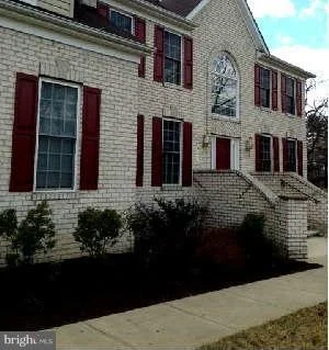 Photo of 8413 SUMMIT AVENUE