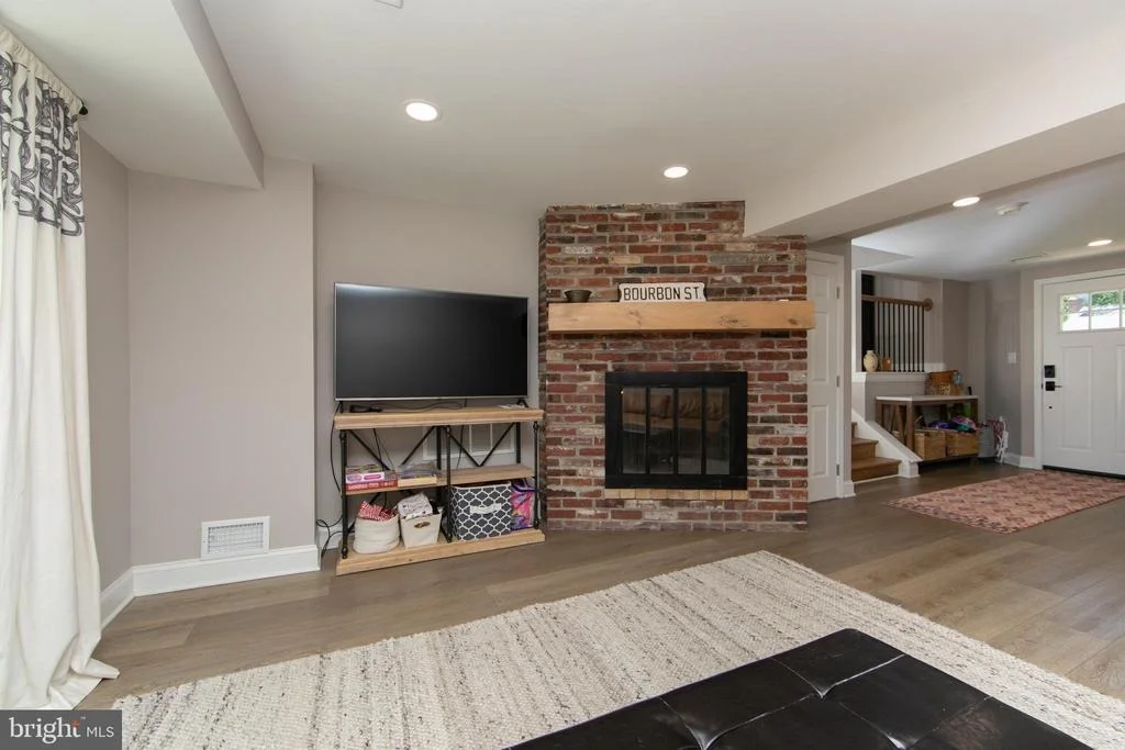 Photo of 507 HOWARD ROAD