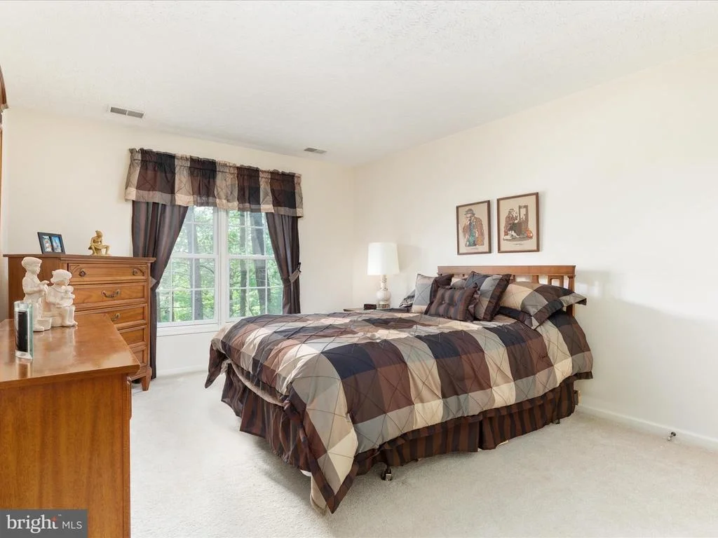 Photo of 228 SUNSET CIRCLE