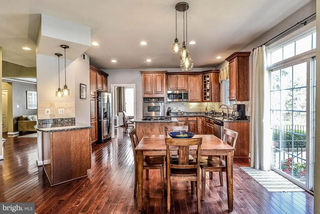 Photo of 23049 MINERVA DRIVE