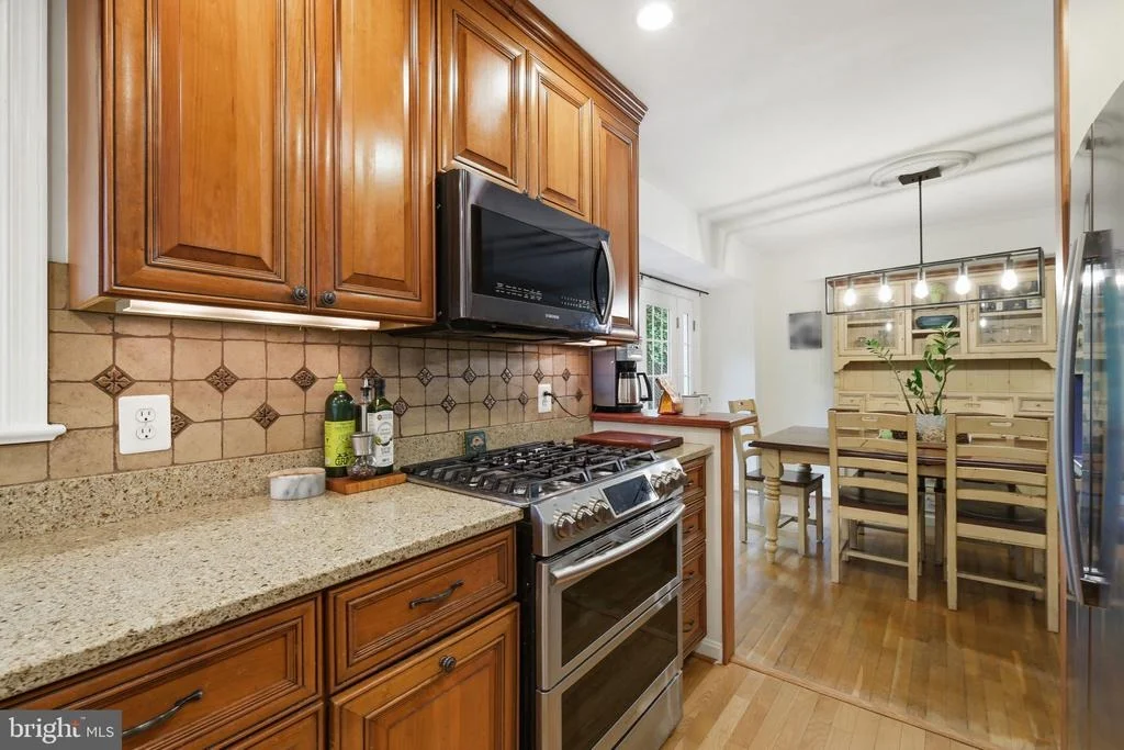 Photo of 2295 DUNSTER LANE