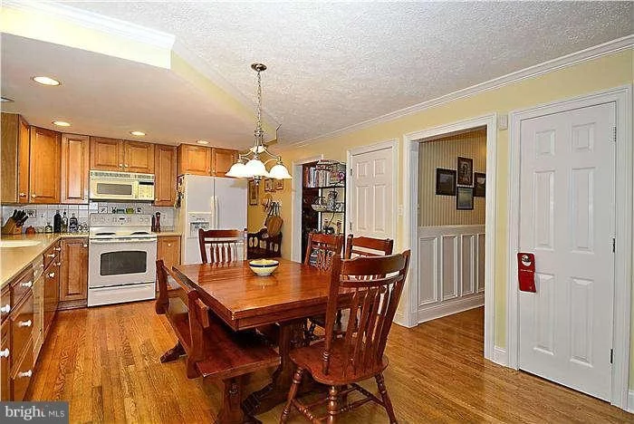 Photo of 856 MOFFETT FORGE ROAD
