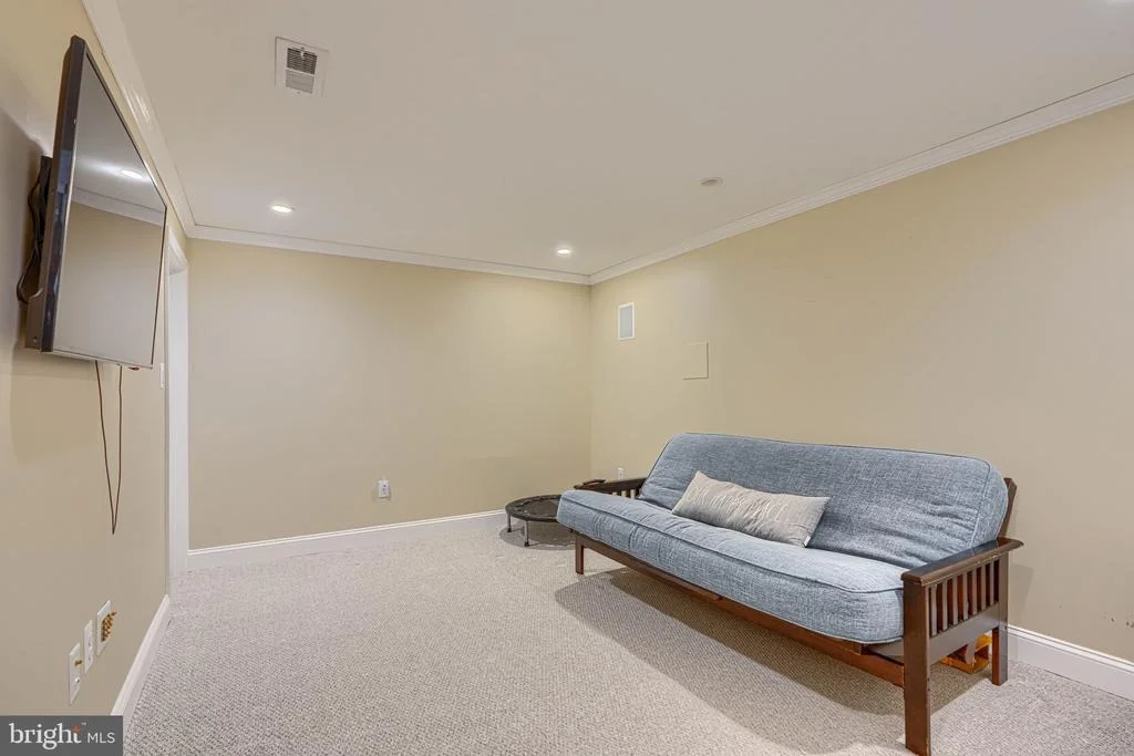 Photo of 1004 PEPPARD DRIVE