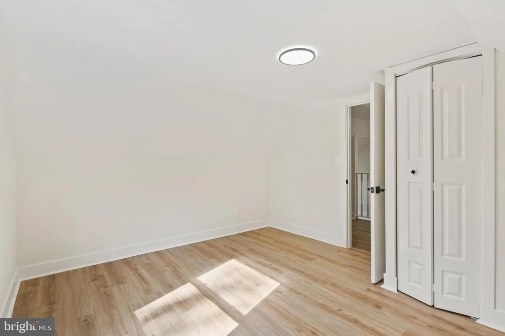 Photo of 515 FREYS ROAD