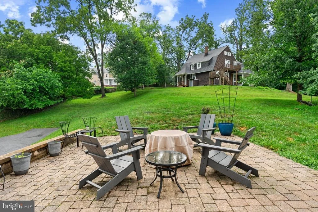 Photo of 1804 FAIRBANK ROAD